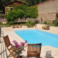 Les Jardins de l'Hacienda, hotell i Tarare