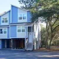 Ocean Pines Resort، فندق في دوك