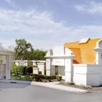 Howard Johnson by Wyndham Newburgh, viešbutis mieste Niubergas