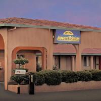 Howard Johnson by Wyndham Modesto Ceres, hotel berdekatan Modesto City-County (Harry Sham Field) - MOD, Ceres
