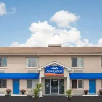 Viesnīca Howard Johnson by Wyndham Springfield pilsētā Springfīlda