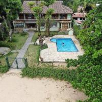 Casarão Villa al Mare, hotelli kohteessa Ubatuba alueella Praia Pereque-Mirim