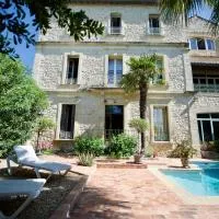 LA DEMEURE Bed and Breakfast, hotel u gradu 'Aubais'