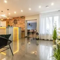 Samoobsługowy Hotel Astoria Fly Modlin Airport: Pomiechówek şehrinde bir otel