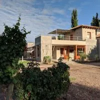 Posada Cavieres Wine Farm, מלון במאיפו