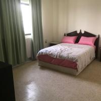 BIG ROOM, hotel in zona Aeroporto Internazionale Queen Alia - AMM, Al Qasţal