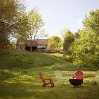 River Bluff Farm Bed and Breakfast, Hotel in Quicksburg