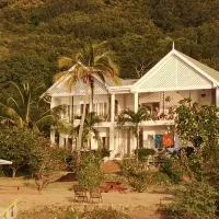 Green Roof Inn, hotel em Carriacou