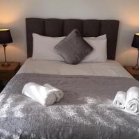 Blue Sky Apartments@The Centrium, Woking, hotel in Woking