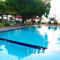 Topaz Beach Hotel, hotel i Negombo