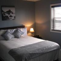 Stay in Gros Morne, hotel in Rocky Harbour