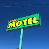 Alpine motel, מלון ברוקי מאונטיין האוס