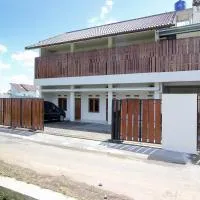 Griya Izzara Guest House Syariah, hotelli kohteessa Sleman