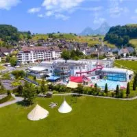 Swiss Holiday Park Resort, хотел в Моршах