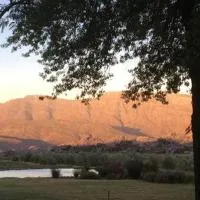 Rockhaven Farm، فندق في Porterville