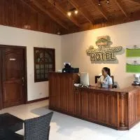 Hotel Los Higuerones, hotel di Canoas
