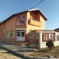 Стаи за гости Елени, hotel v destinaci Shiroki Dol