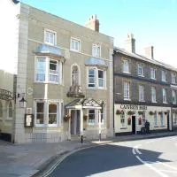 뉴포트에 위치한 호텔 Calverts Hotel - Newport, Isle of Wight - FERRY TICKET FROM 89 POUNDS FOR A CAR & PASSENGERS RETURN