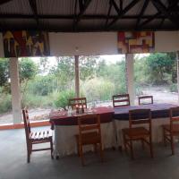 The Elephant Home, ξενοδοχείο κοντά στο Kasese - KSE, Katunguru