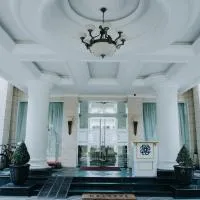 Adhiwangsa Hotel、スラカルタのホテル