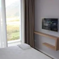 Hotel Auto Grill Roberti, готель у місті Tepelenë