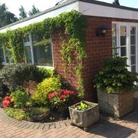 Cannock Chase Guest House Self Catering incl all home amenities & private entrance