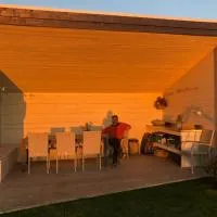 TINEBUA Basecamp Senja, hotel em Berg