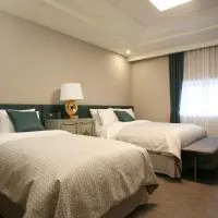 Polaris Hotel, khách sạn ở Bucheon