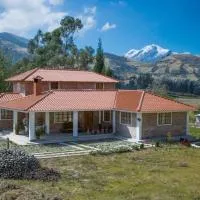 Santa Rosa de Lima Hostal Zuleta، فندق في Zuleta