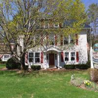 Covered Bridge House: Glen şehrinde bir otel