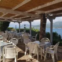 Hotel Grotte del Paradiso,費拉約港的飯店