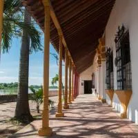 Portal de la Marquesa, hotel v destinaci Mompos