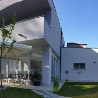 Crystal B&B, hotel en Dormelletto