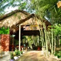 Mekong Farmstay CanTho - C.R Floating Market, hotel v mestu Can Tho