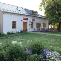 Bílý Beránek, hotel em Hladov