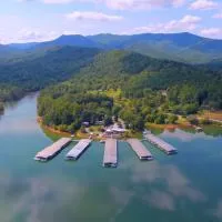 Boundary Waters Resort & Marina โรงแรมในไฮอาวัสซี