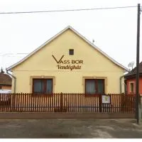 Vass Bor Vendégház โรงแรมในกิชเกอเริช