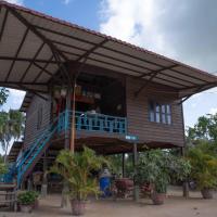 Chansor Community Homestay 14, hotel near Siem Reap-Angkor International Airport - SAI, Phumĭ Trach Pôk (2)