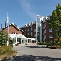 Parkhotel Am Glienberg by Fairway Hotels, Hotel mit Pool und Sauna, hotel di Zinnowitz