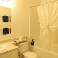 100 Mile Motel & RV Park, viešbutis mieste One Hundred Mile House