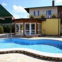 Gasthaus Joó-Wellness Pension, hotel sa Rábapaty