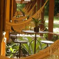 Aldeia do Bambu Camping e Chalés, hotel a Quartéis