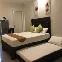 The Blanket Hotel Restaurant & Coffee, hotel v destinaci Ilagan