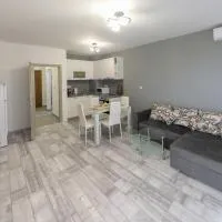 Apartamen Lux, ξενοδοχείο στο Σαντάνσκι