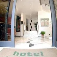 Hotel Boston, hotel em Livorno