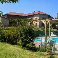 au bonheur du cedre, viešbutis mieste Saint-Lattier