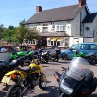 The Victoria Bikers Pub - Live Music Venue and Letting Rooms with Camping facilities, hotel in Coalville