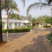 Heatherdale Guesthouse & Shuttle Services, hotel in Akasia, Pretoria