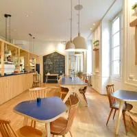 Away Hostel & Coffee Shop