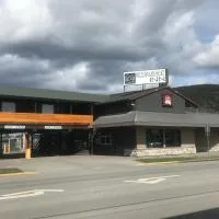 Bear Country Inn, hotel en Terrace